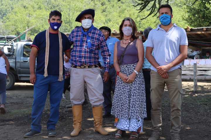 Autoridares de la CIP acompañaron la XI Fiesta del Artesano y el Piñonero Mapuche